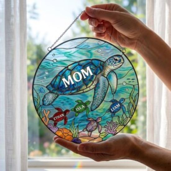 Personalized Sea Turtle Suncatcher for Mom, Custom Family Name Gift, Ocean Stained Glass Window Hanging, Mother’s Day Decor