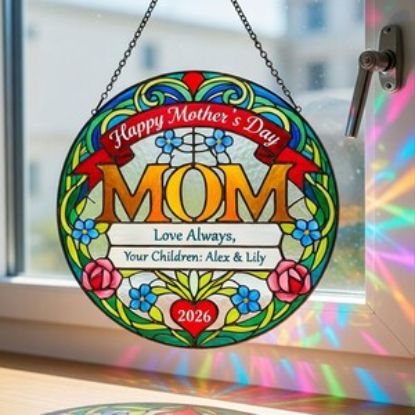 Custom Stained Glass Mom Suncatcher, Happy Mother’s Day Gift, Personalized MOM Window Decor, Floral Glass Hanging, Family Keepsake